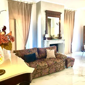 https://corte-san-dionigi-apartments-garda.hotelinveneto.com